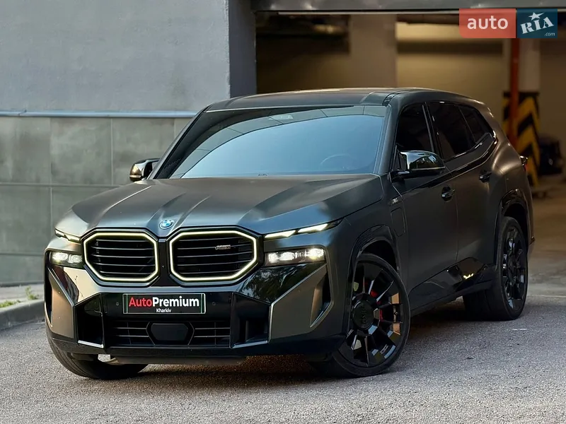 BMW XM