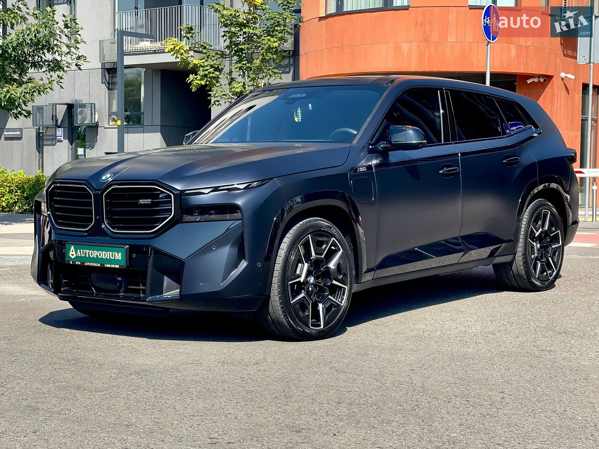 2025 BMW XM - мініатюра 10