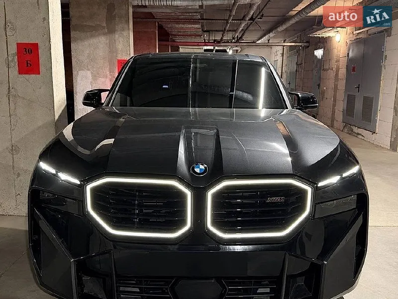 BMW XM 2023