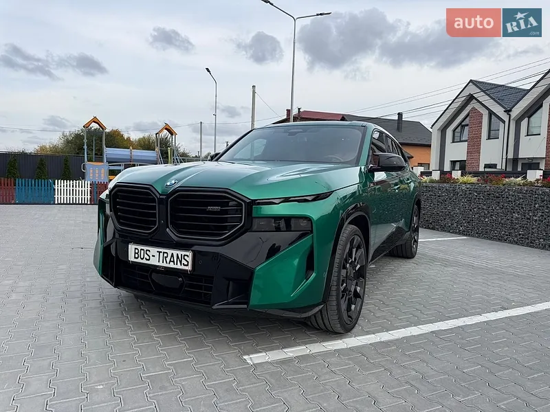 BMW XM