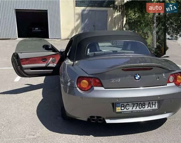 BMW Z4 2003