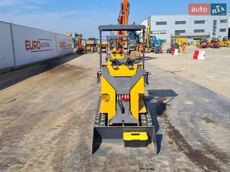 Минипогрузчик Bobcat 325 2025 в Черновцах
