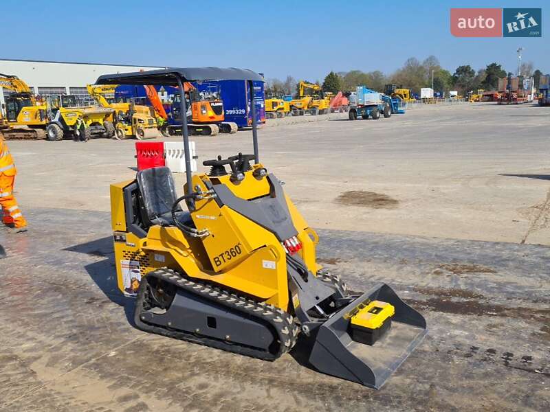 Минипогрузчик Bobcat 325 2025 в Черновцах