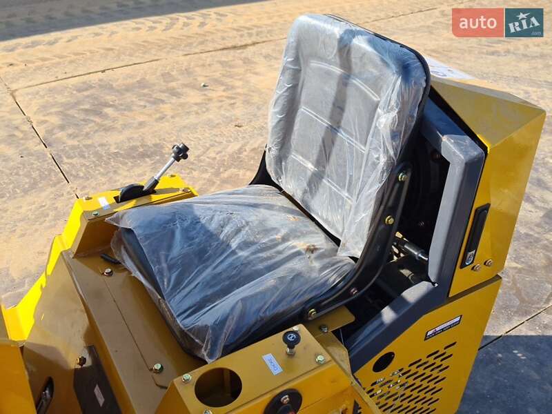 Минипогрузчик Bobcat 325 2025 в Черновцах