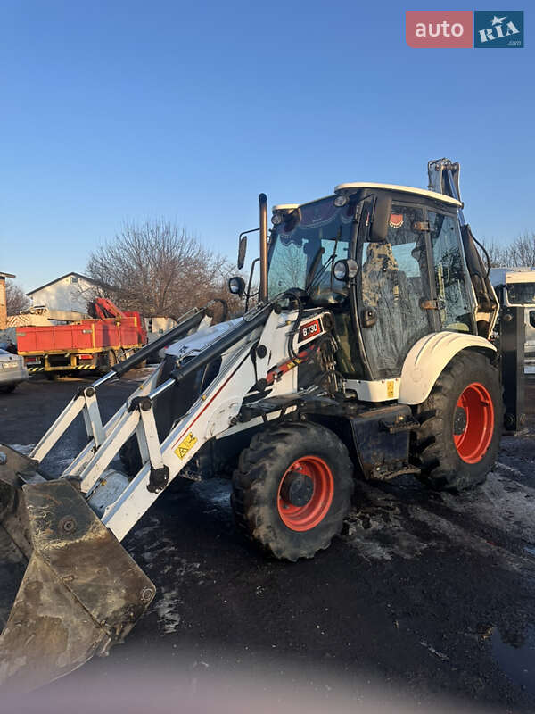 Экскаватор погрузчик Bobcat 730 2019 в 