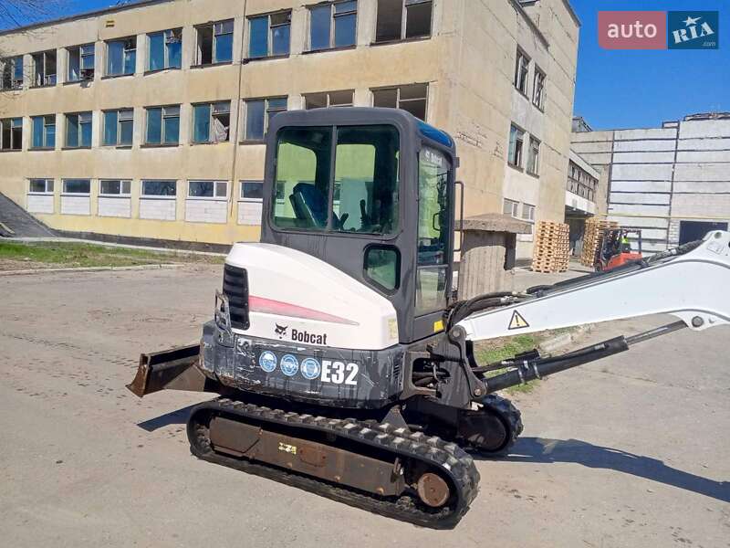 Миниэкскаватор Bobcat E32 2011 в Павлограде фото 5 Миниэкскаватор Bobcat E32 2011 в Павлограде