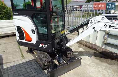 Экскаватор погрузчик Bobcat E 2022 в 