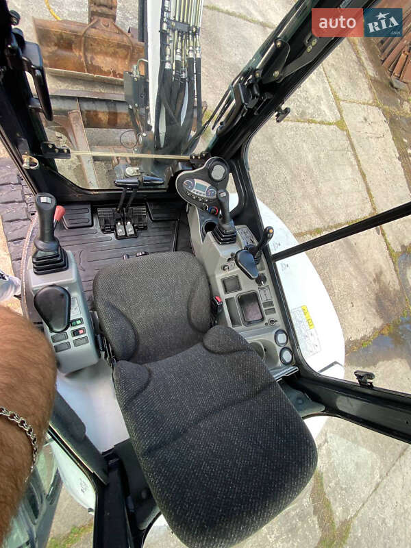 Миниэкскаватор Bobcat E 2015 в Дубно фото 35 Миниэкскаватор Bobcat E 2015 в Дубно