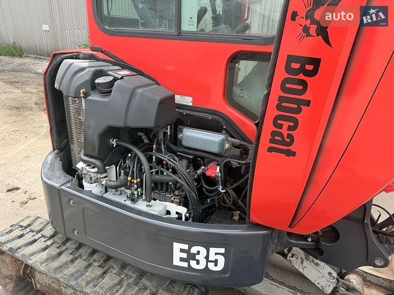 Миниэкскаватор Bobcat E 2010 в Луцке