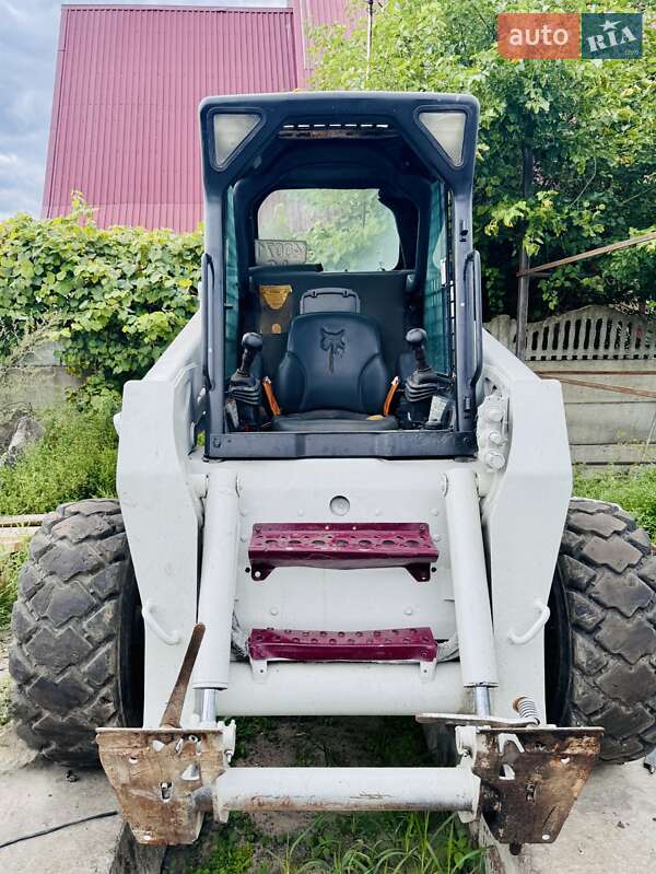 Минипогрузчик Bobcat S220 2010 в 