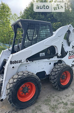 Минипогрузчик Bobcat S250 2005 в 