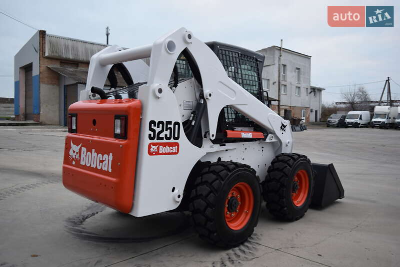 Минипогрузчик Bobcat S250 2007 в Ровно