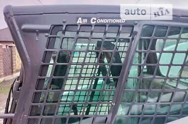 Фронтальный погрузчик Bobcat S300 2010 в Луцке