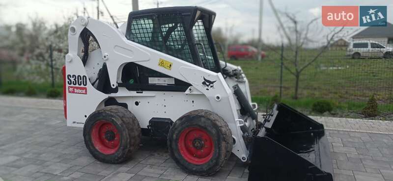 Bobcat S300 2004