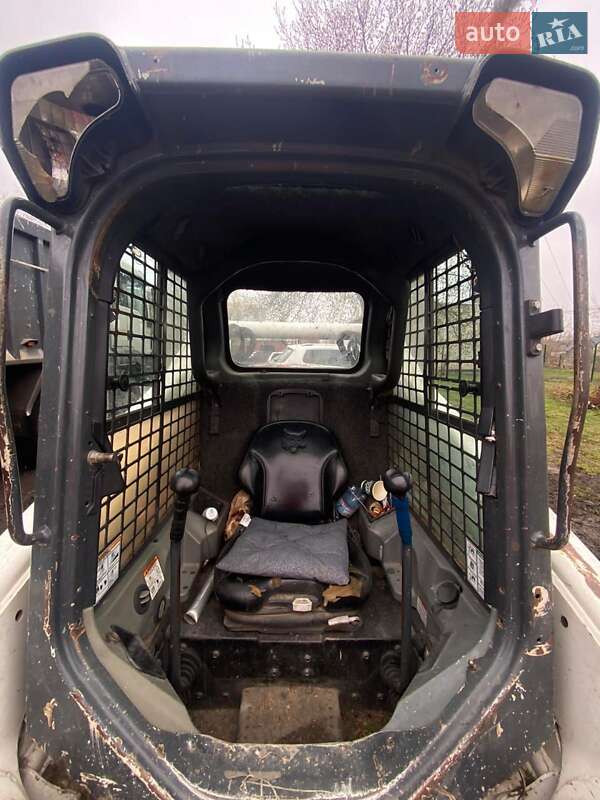 Экскаватор погрузчик Bobcat S650 2015 в Луцке