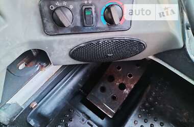 Фронтальный погрузчик Bobcat S750 2011 в 