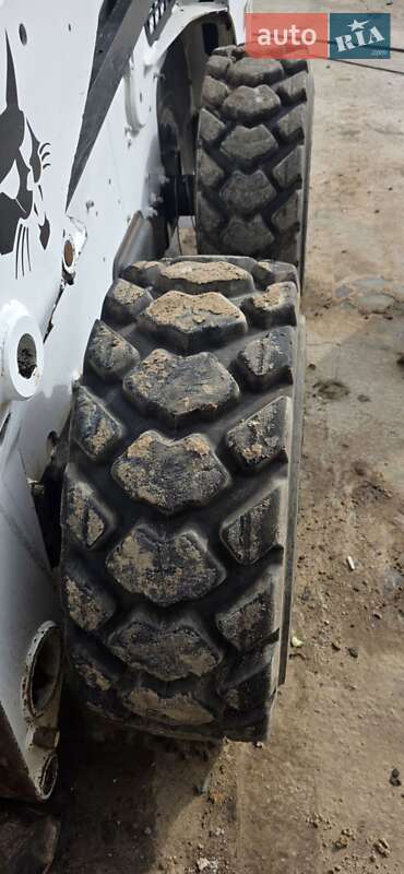 Минипогрузчик Bobcat S750 2012 в Луцке фото 12 Минипогрузчик Bobcat S750 2012 в Луцке