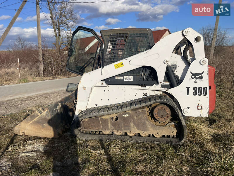 Минипогрузчик Bobcat T300 2006 в Львове