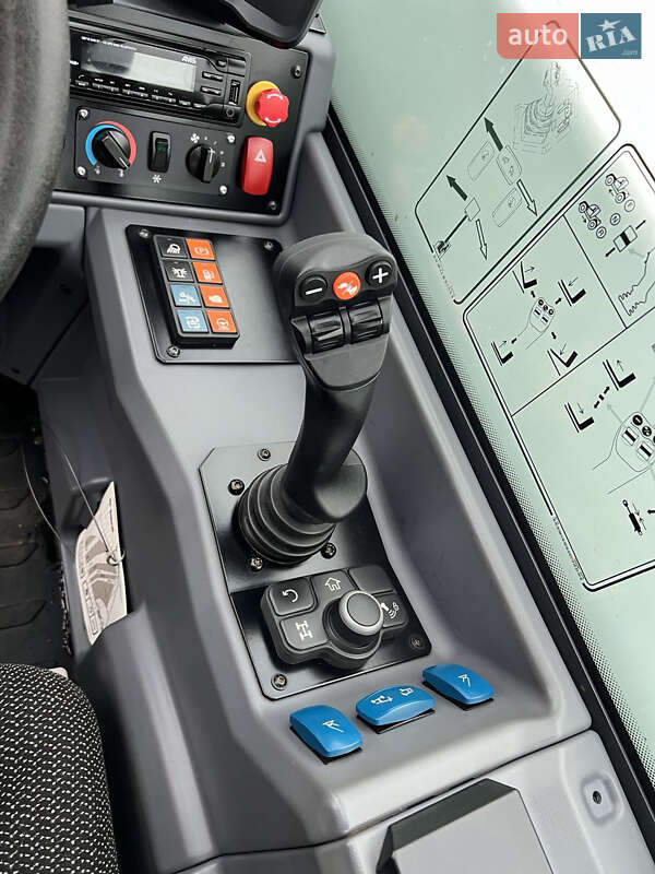 Телескопический погрузчик Bobcat T40.180 2024 в Кропивницком фото 6 Телескопический погрузчик Bobcat T40.180 2024 в Кропивницком