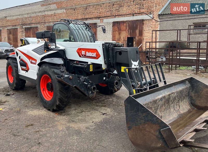 Телескопический погрузчик Bobcat T40.180 2024 в Кропивницком фото 15 Телескопический погрузчик Bobcat T40.180 2024 в Кропивницком