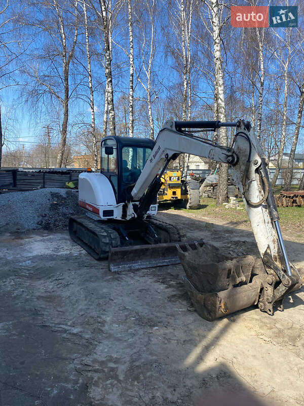 Гусеничный экскаватор Bobcat X337 2005 в 