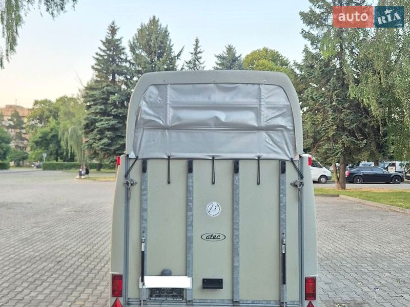 Для перевезення тварин - прицеп Bockmann Master 2006 в Чернівцях фото 8 Для перевезення тварин - прицеп Bockmann Master 2006 в Чернівцях