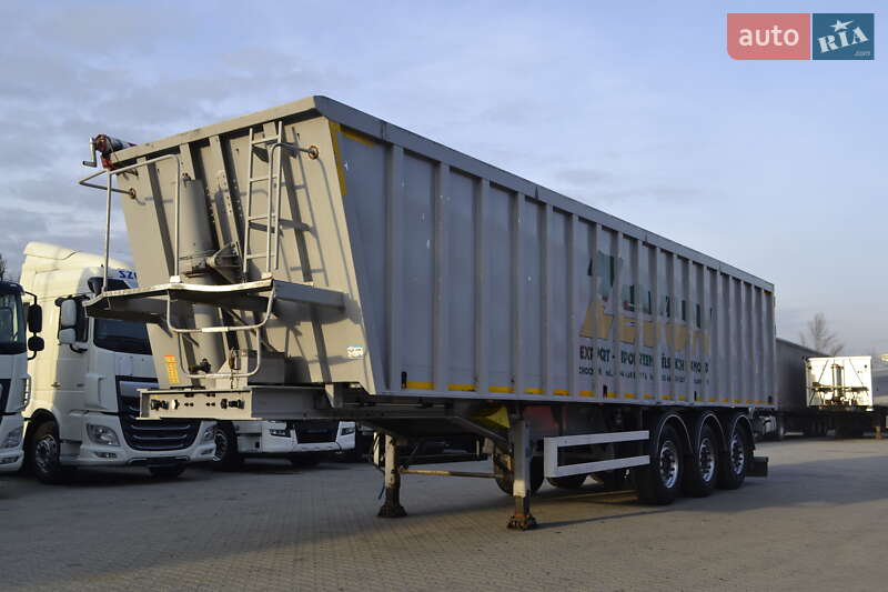 Самосвал полуприцеп Bodex KIS 3W-A 2011 в Хусте
