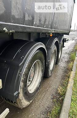 Зерновоз - полуприцеп Bodex KIS 3W-A 2008 в Ужгороде