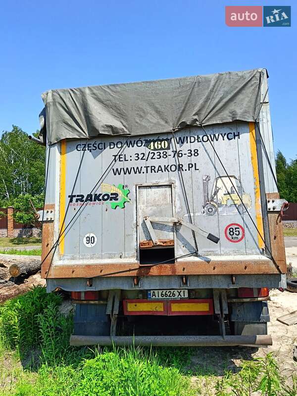 Зерновоз - полуприцеп Bodex KIS 3W-A 2010 в Макарове