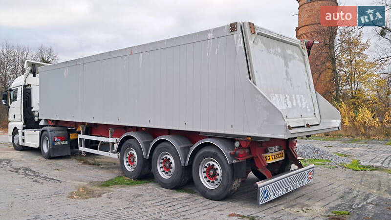 Самосвал полуприцеп Bodex KIS 3W-A 2006 в Житомире