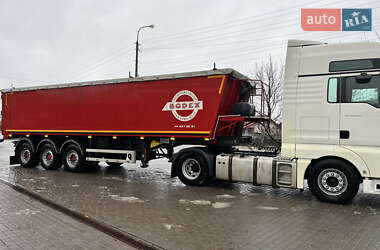 Самосвал полуприцеп Bodex KIS 3W-A 2011 в Чемеровцах