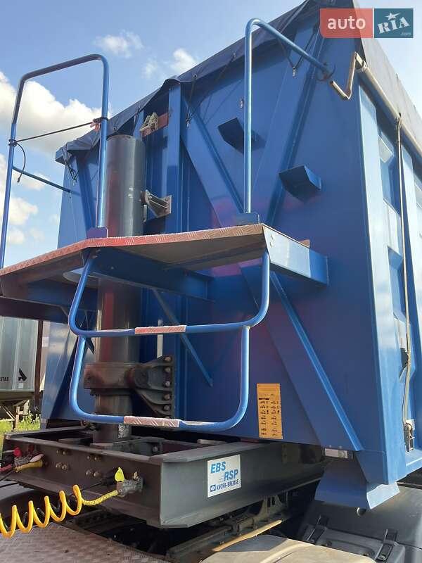 Самосвал полуприцеп Bodex KIS 3W-S 2015 в Виннице