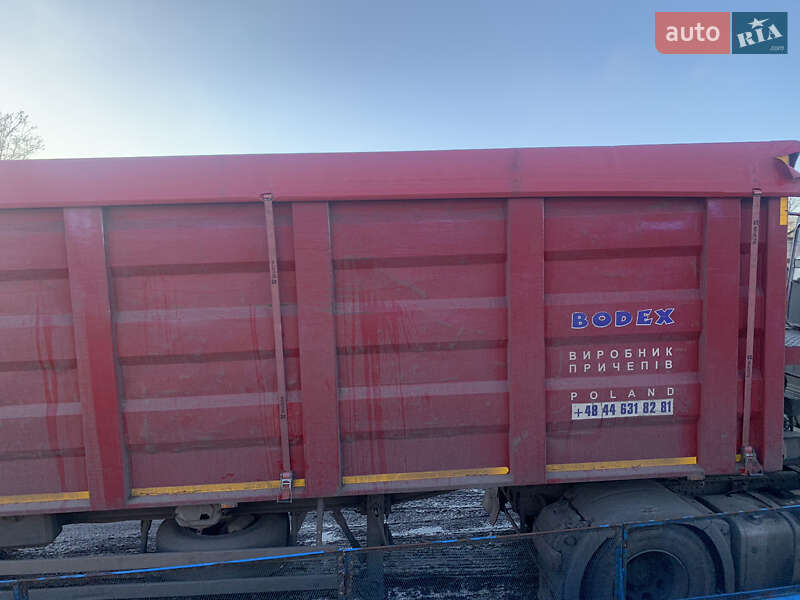 Самосвал полуприцеп Bodex KIS 3W-S 2009 в Кропивницком