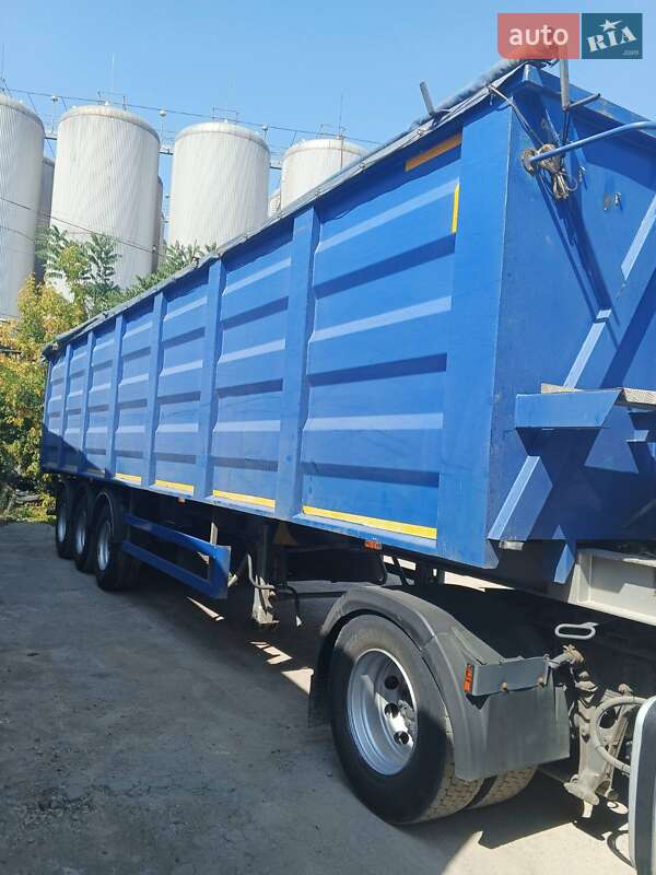 Зерновоз - полуприцеп Bodex KIS 3W-S 2010 в Запорожье