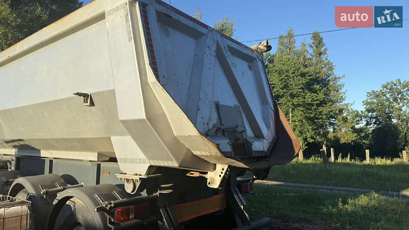 Самосвал прицеп Bodex KIS 3W-S 2007 в Шепетовке