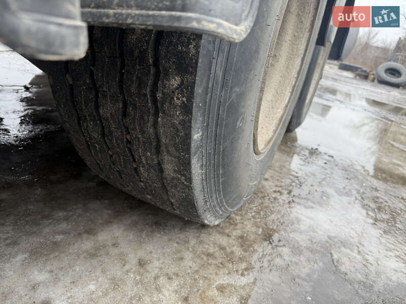 Самосвал полуприцеп Bodex KIS 3W-S 2007 в Николаеве