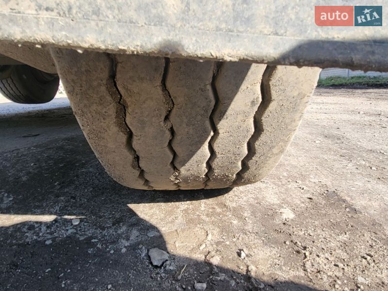 Самосвал полуприцеп Bodex KIS 3W-S 2006 в Луцке