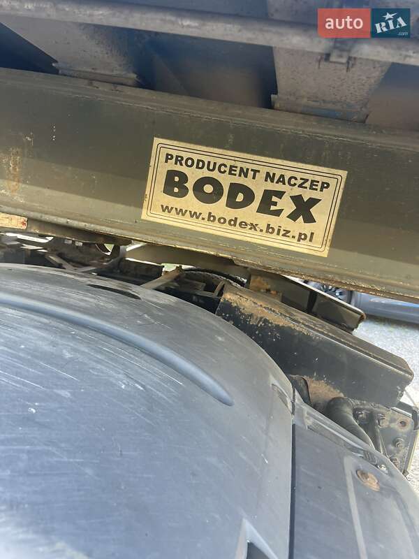 Самосвал полуприцеп Bodex KIS 3W 2013 в Виннице