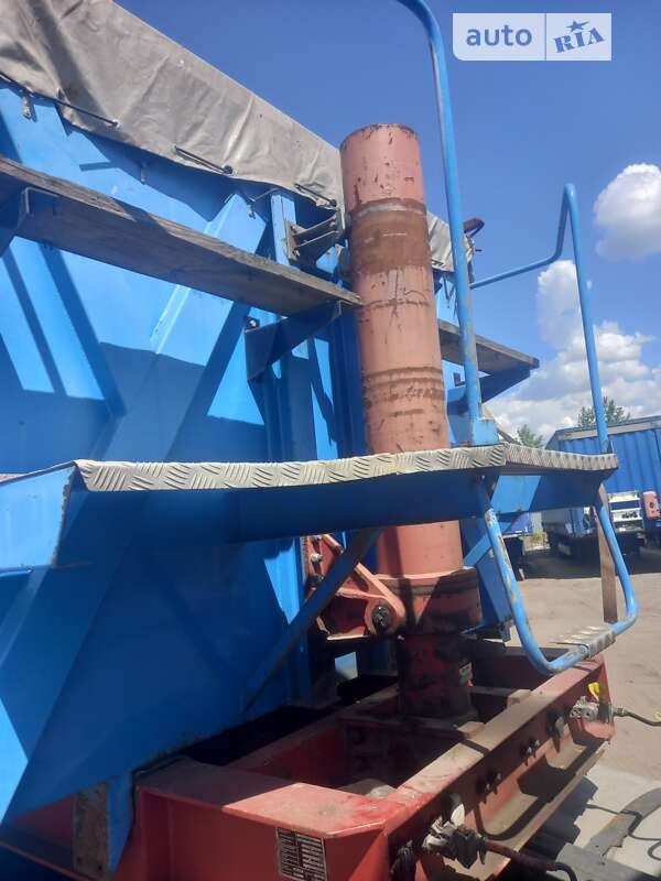 Самосвал полуприцеп Bodex KIS 3W 2011 в Запорожье