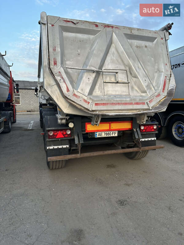 Самосвал полуприцеп Bodex KIS 3W 2015 в Днепре фото 3 Самосвал полуприцеп Bodex KIS 3W 2015 в Днепре