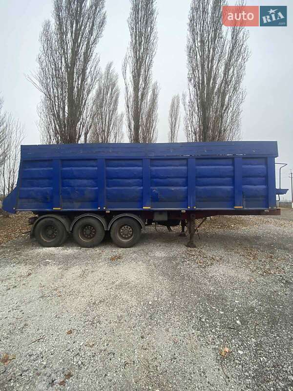 Самоскид напівпричіп Bodex KIS 3W 2008 в Дніпрі