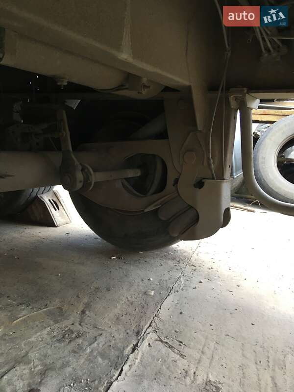 Самосвал полуприцеп Bodex Kiss 33 2005 в Обухове