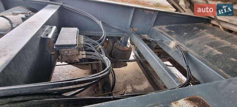 Зерновоз - полуприцеп Bodex Kiss 33 2004 в Иваничах фото 13 Зерновоз - полуприцеп Bodex Kiss 33 2004 в Иваничах