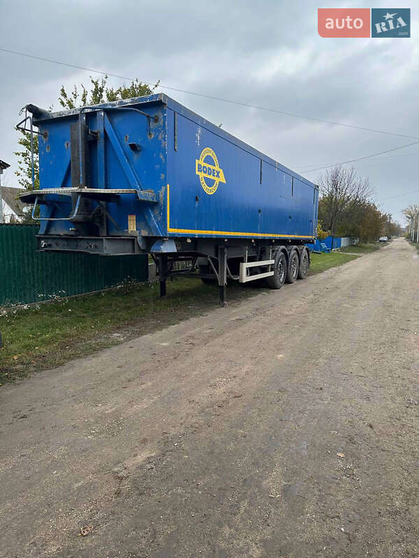 Самосвал полуприцеп Bodex Kiss 33 2003 в Теофиполе