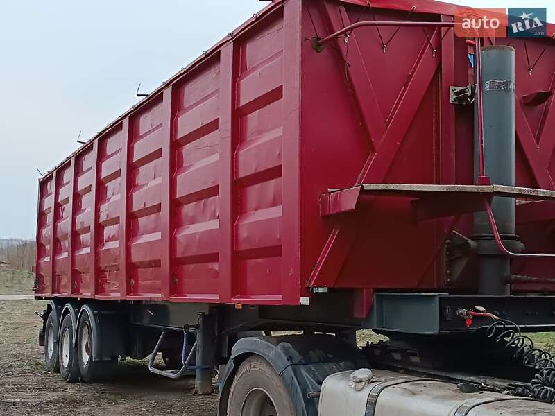 Самосвал полуприцеп Bodex Kiss 34 2000 в Могилев-Подольске