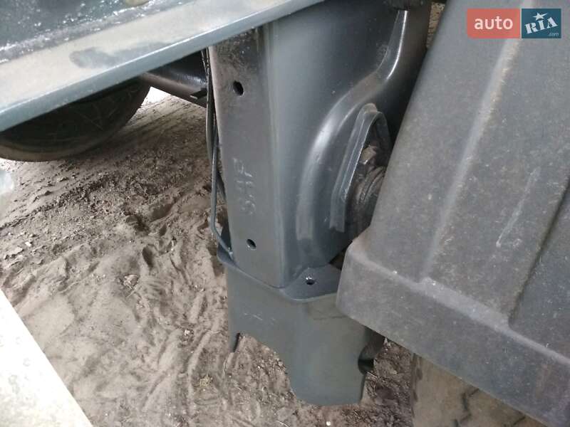 Самоскид напівпричіп Bodex Kiss 2006 в Полтаві