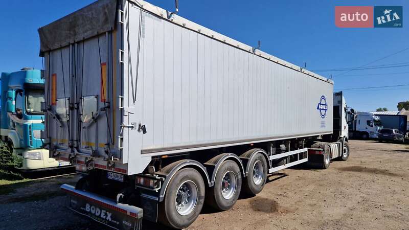 Зерновоз - напівпричіп Bodex Kiss 2008 в Дніпрі