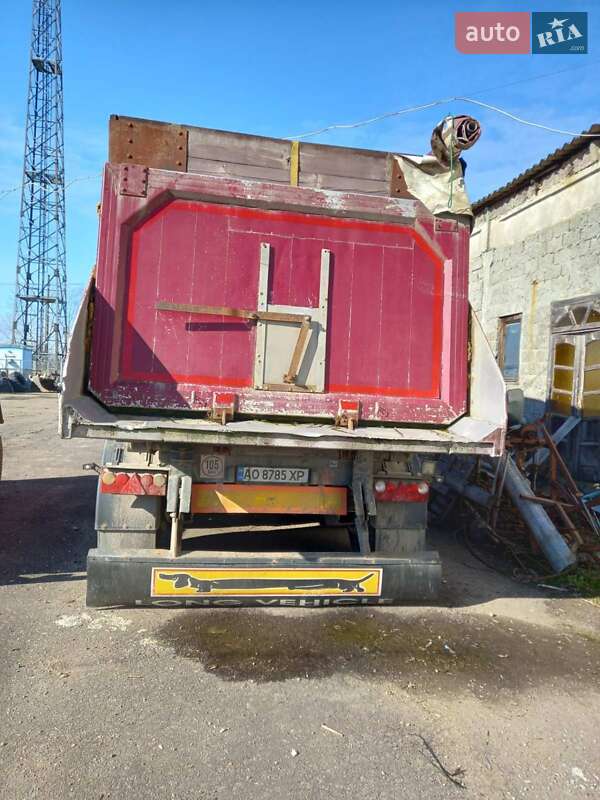 Самоскид напівпричіп Bodex Напівпричіп 2005 в Ужгороді