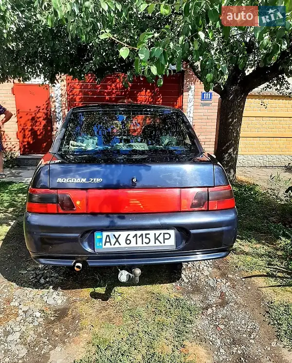 Богдан 2110