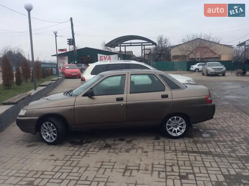 Богдан 2110